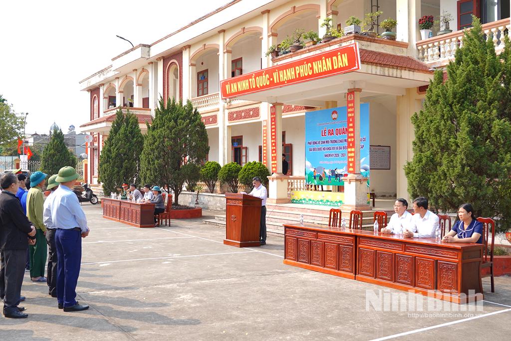 Quang cảnh Lễ ra quân phát động tổng vệ sinh môi trường tại xã Ninh Cường.