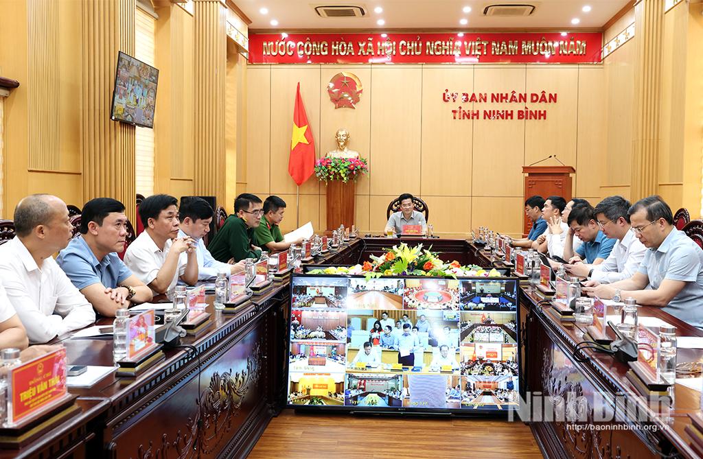 Các đại biểu dự hội nghị tại điểm cầu tỉnh Ninh Bình.