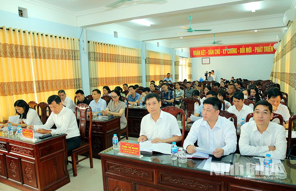 Các đại biểu dự hội nghị.