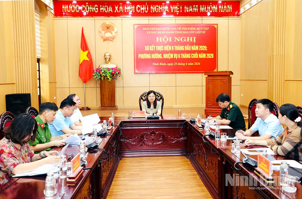 Quang cảnh hội nghị tại điểm cầu tỉnh Ninh Bình.