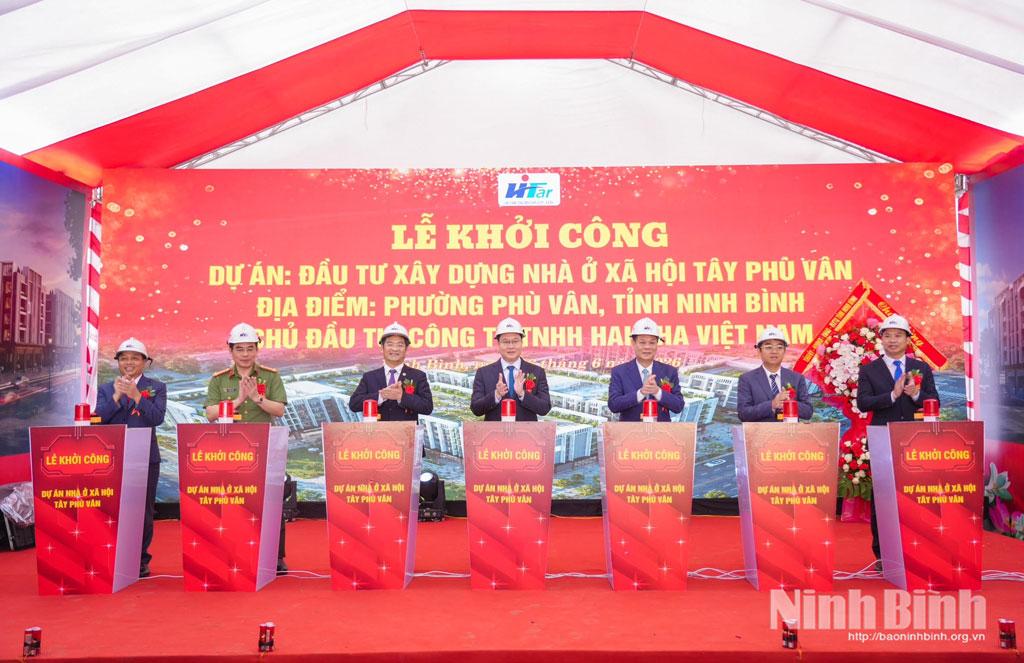 NINH BÌNH ĐỒNG LOẠT KHỞI CÔNG CÁC DỰ ÁN ĐẦU TƯ XÂY DỰNG NHÀ Ở XÃ HỘI, NHÀ Ở CHO THUÊ