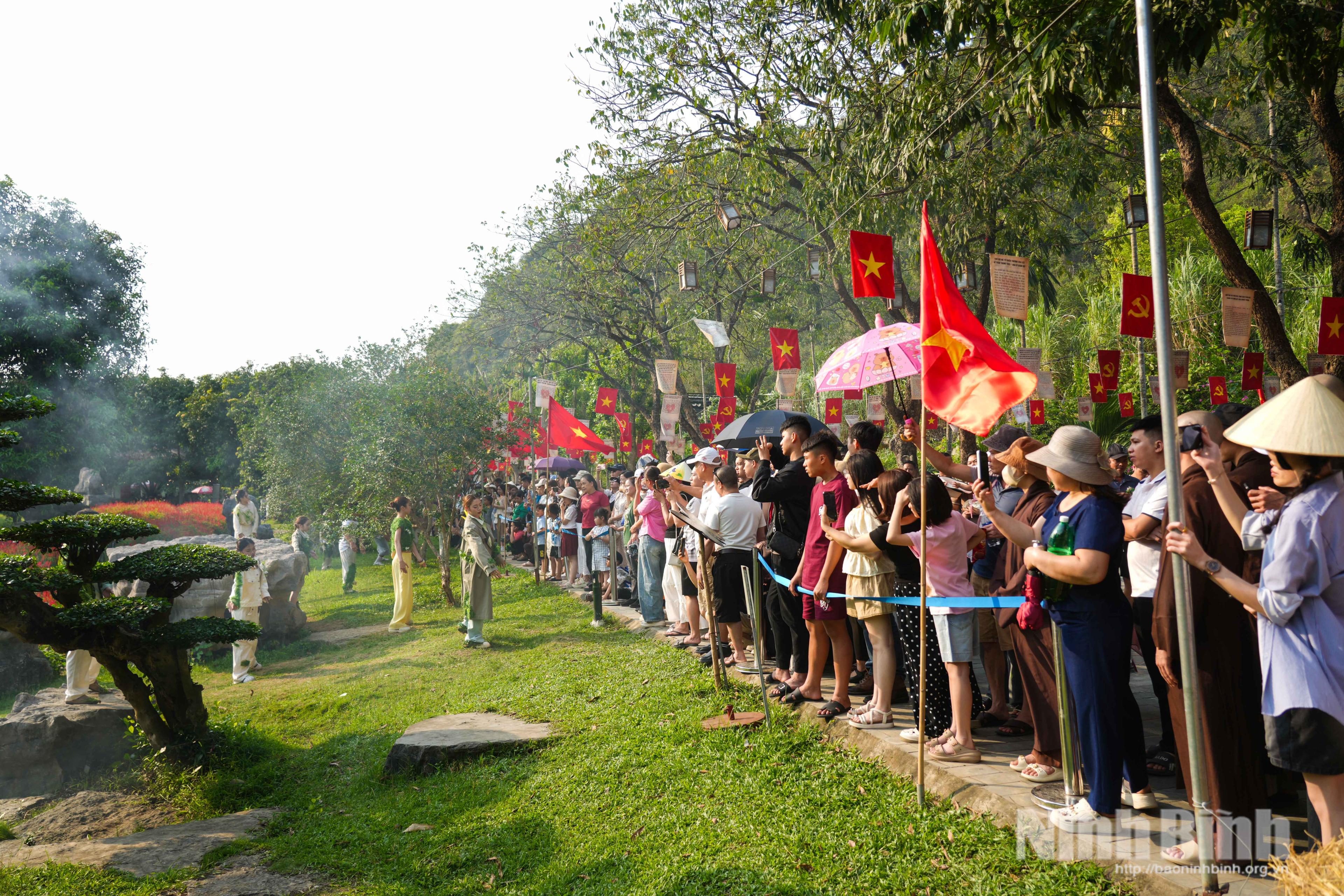 Ninh Bình: Điểm đến đa trải nghiệm trong kỳ nghỉ lễ 30/4 - 1/5