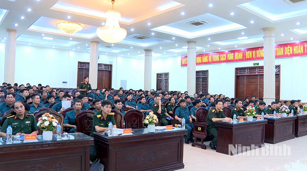 Các đại biểu tham dự lớp tập huấn.