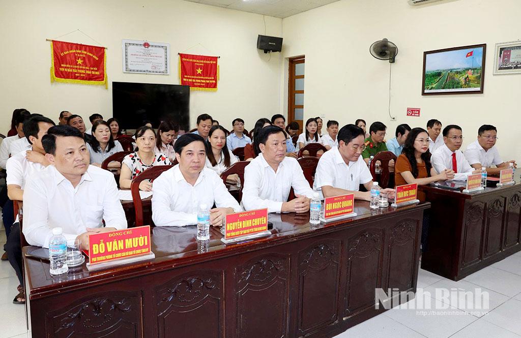 Các đại biểu tham dự hội nghị.