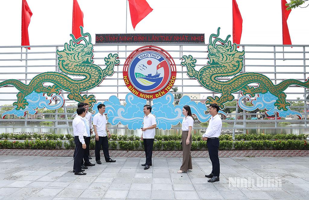 Đoàn kiểm tra thực tế tại xã Giao Thủy