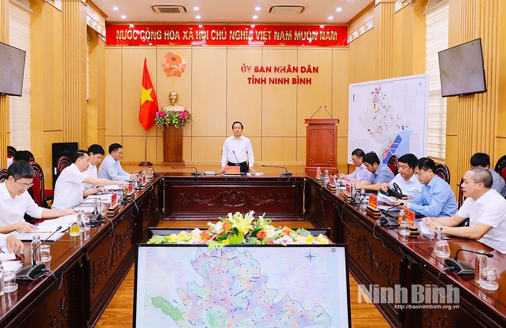 Các đại biểu tham dự hội nghị.