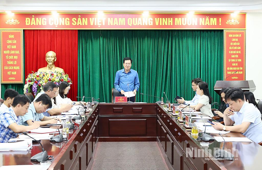 Đồng chí Lê Xuân Huy, Tỉnh ủy viên, Phó Chủ tịch HĐND tỉnh phát biểu chỉ đạo tại buổi giám sát.