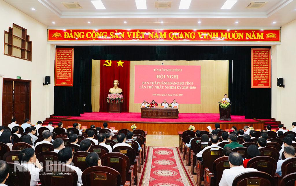 Quang cảnh hội nghị.