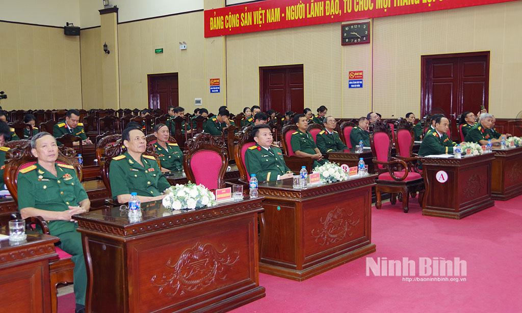 Các đại biểu dự buổi gặp mặt.