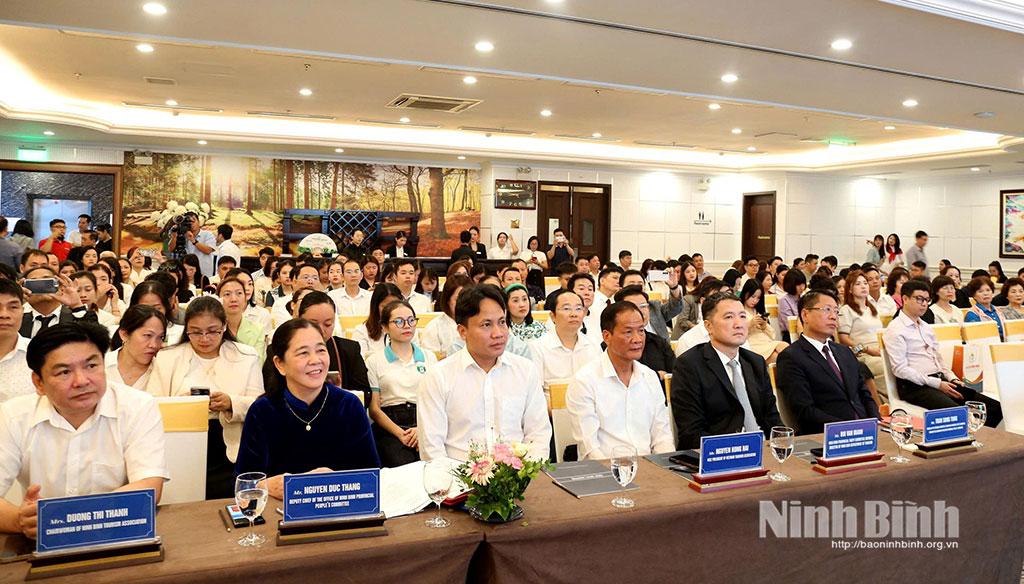 Các đại biểu dự Chương trình.