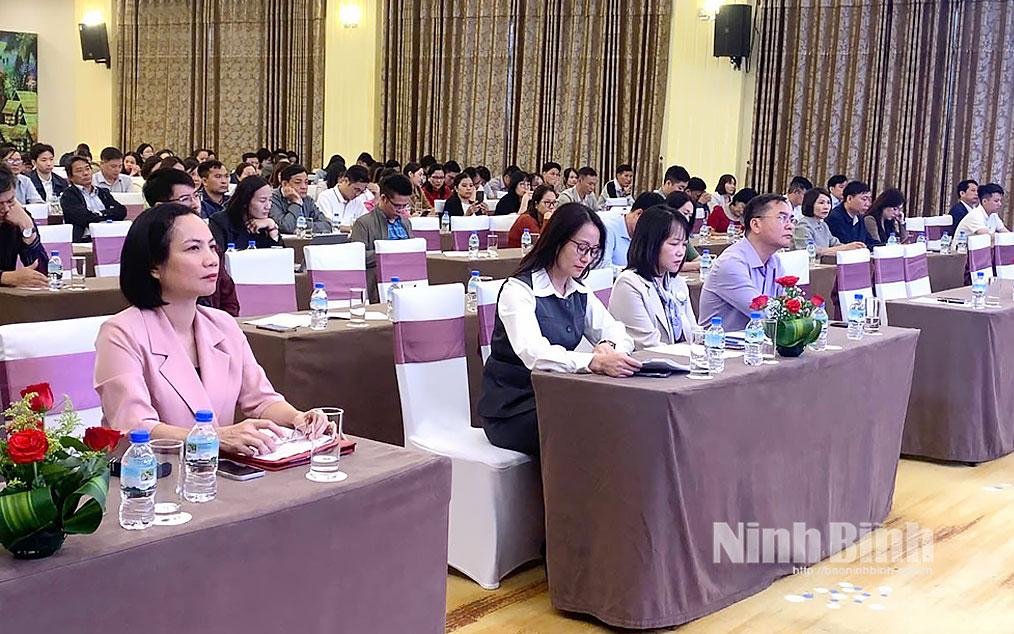 Các đại biểu dự lớp tập huấn.