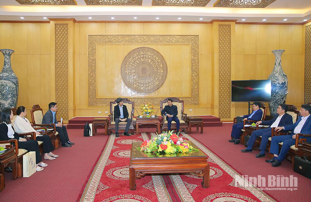 Quang cảnh buổi tiếp xã giao.