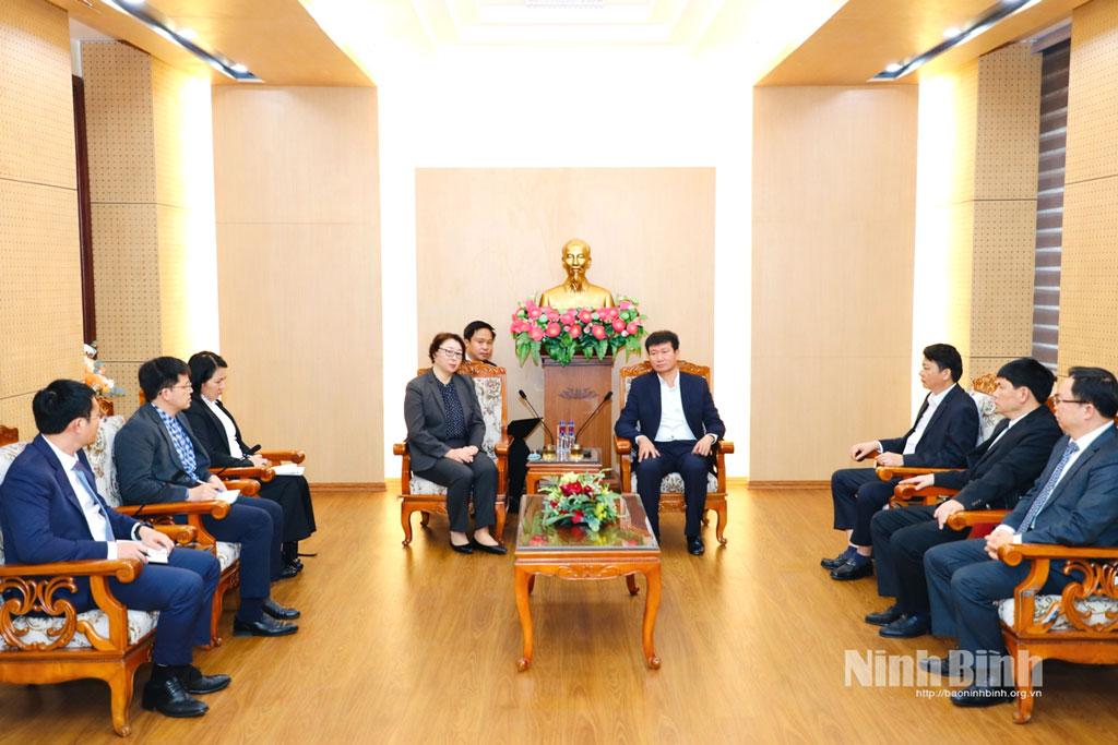 Quang cảnh buổi tiếp