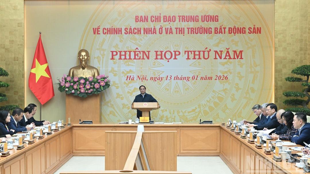 Thủ tướng Phạm Minh Chính chủ trì phiên họp. Ảnh: Trần Hải