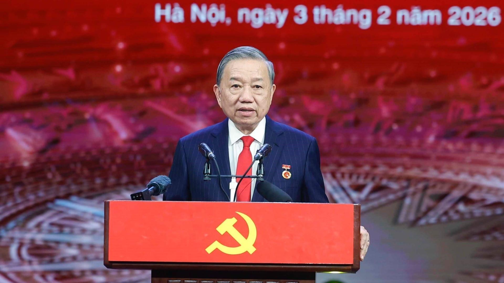 Tổng Bí thư Tô Lâm phát biểu tại Lễ tuyên dương Bí thư chi bộ xuất sắc và trao giải Búa liềm vàng. (Ảnh: Phương Hoa/TTXVN)