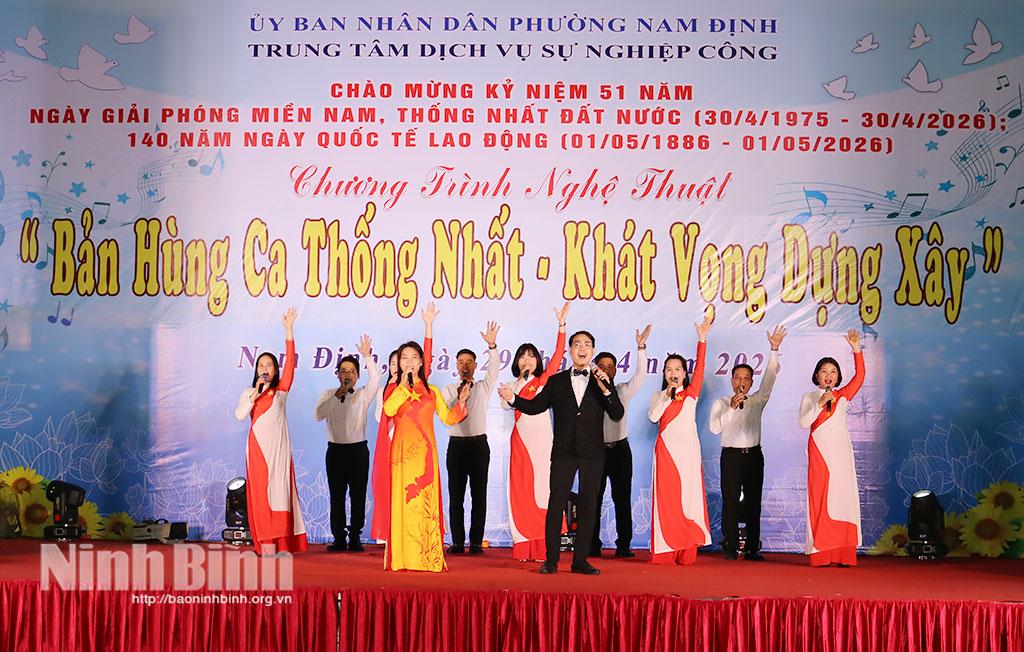 Tiết mục biểu diễn tại chương trình nghệ thuật “Bản hùng ca thống nhất - Khát vọng dựng xây". Ảnh: Khánh Dũng