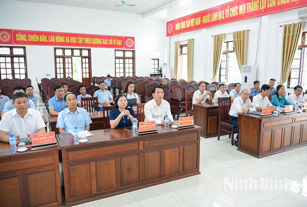 Các đại biểu dự hội nghị.