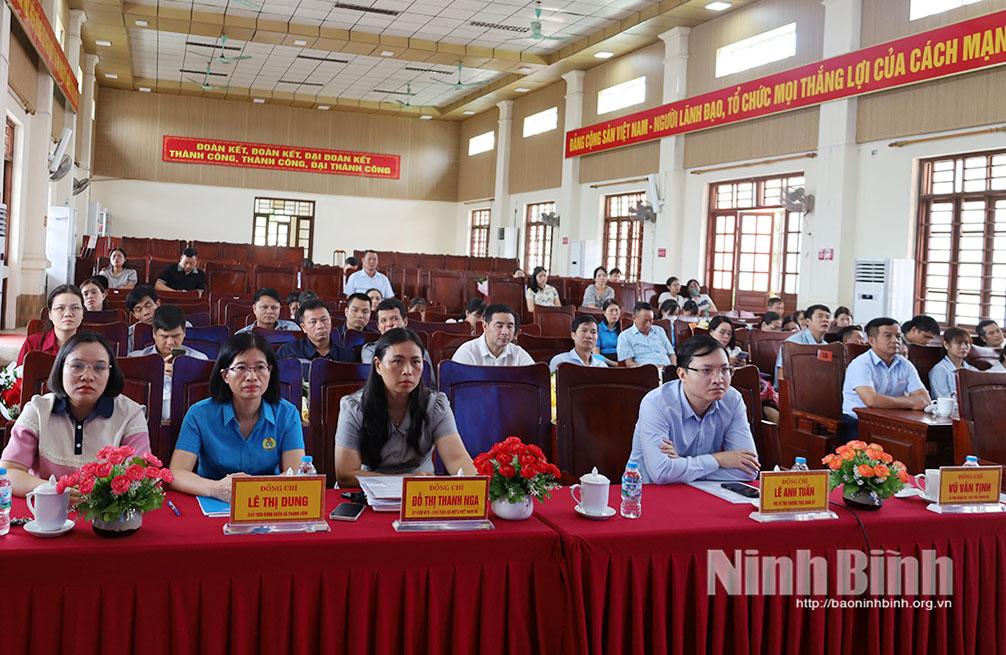 Các đại biểu dự hội nghị sơ kết hoạt động Công đoàn 6 tháng đầu năm 2026 của Công đoàn xã Thanh Liêm. Ảnh: Phạm Hiền