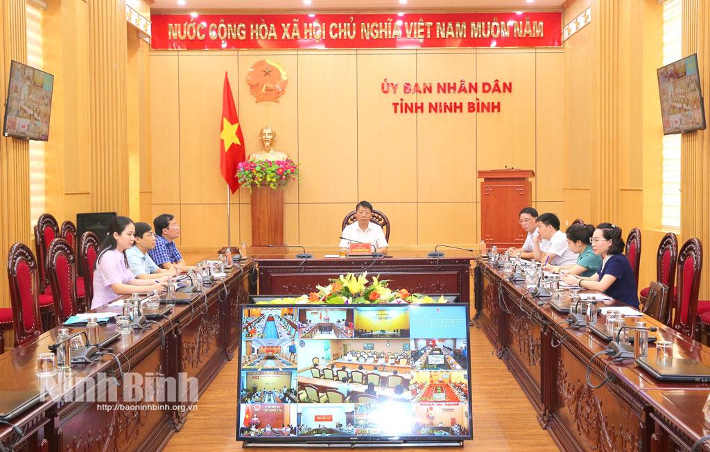 Quang cảnh hội nghị tại điểm cầu Ninh Bình