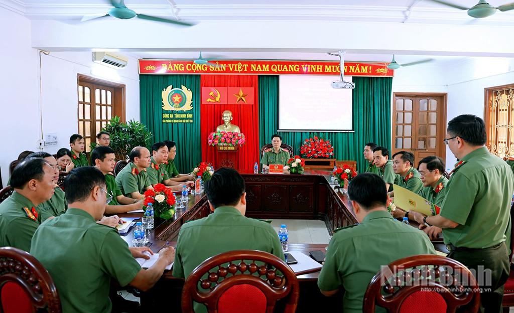 Quang cảnh buổi trao thưởng.