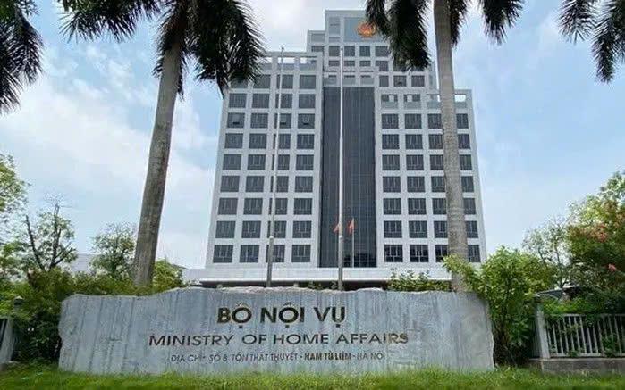 UBND các tỉnh, thành phố chủ động xây dựng phương án sắp xếp đơn vị sự nghiệp công lập, bảo đảm phù hợp với định hướng, gửi Ban Thườngvụ Đảng ủy Chính phủ xem xét, quyết định và gửi Bộ Nội vụ để tổng hợp trước ngày 25/9/2025.