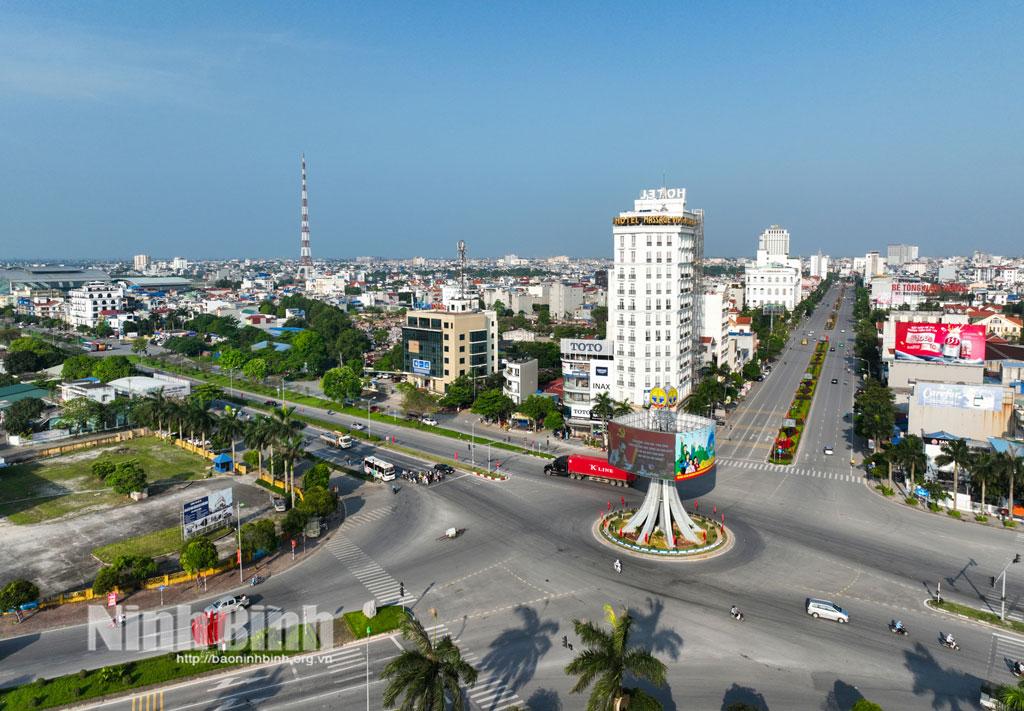 Khu vực nút giao đường 10 - Đường Đông A - Đại Lộ Thiên Trường. Ảnh: Viết Dư.