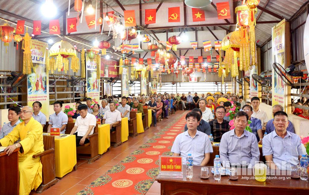 Các đại biểu dự Lễ Vu Lan tại chùa Quán Vinh.