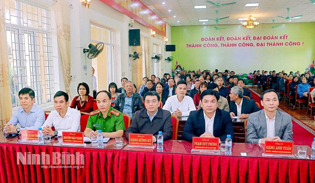 Các đại biểu dự hội nghị.