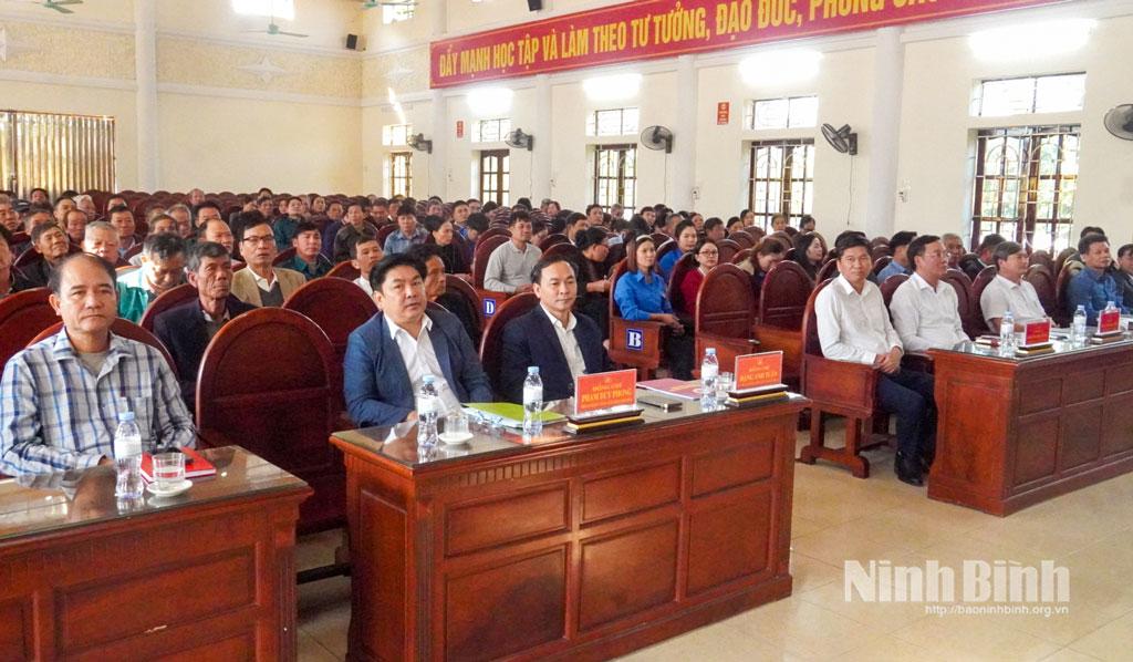 Các đại biểu dự hội nghị.