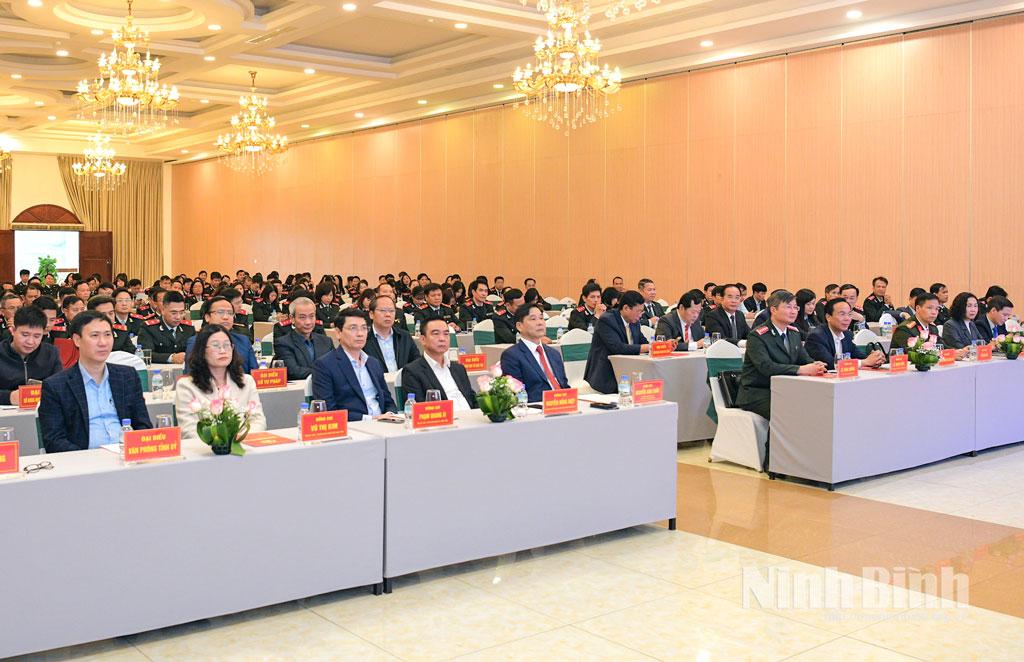 Các đại biểu dự hội nghị.