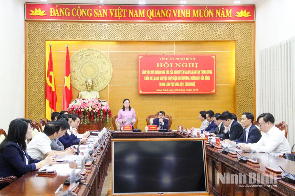 Quang cảnh hội nghị.