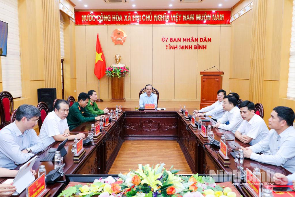 Quang cảnh Phiên họp tại điểm cầu tỉnh Ninh Bình.