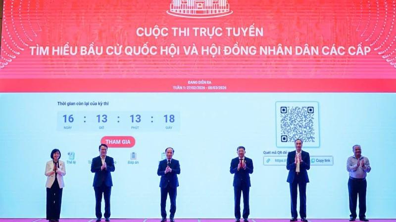 Tại Hội nghị Báo cáo viên Trung ương toàn quốc tháng 3/2026 (do Ban Tuyên giáo và Dân vận Trung ương phối hợp Đảng ủy Quốc hội tổ chức), Ban tổ chức đã phát động Cuộc thi trực tuyến tìm hiểu bầu cử Quốc hội và Hội đồng nhân dân các cấp. (Ảnh: Bảo Long)