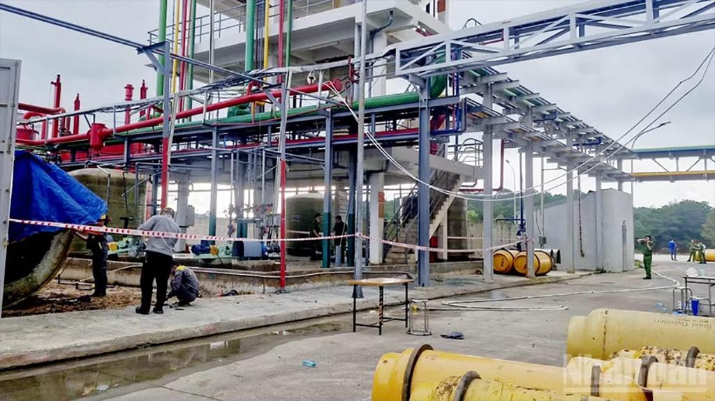 Khu vực xảy ra vụ tai nạn lao động nổ bồn chứa bình a-xít tại nhà máy của Công ty HC Bảo Lâm, xã Bảo Lâm 1, tỉnh Lâm Đồng, làm 2 người tử vong vào tháng 11/2025. (Ảnh: BẢO VĂN)