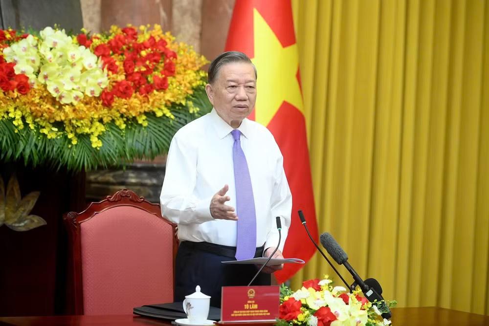 Tổng Bí thư, Chủ tịch nước Tô Lâm phát biểu tại cuộc gặp mặt thân mật 100 đại biểu trong Chương trình “Việc tử tế” của Đài Truyền hình Việt Nam.