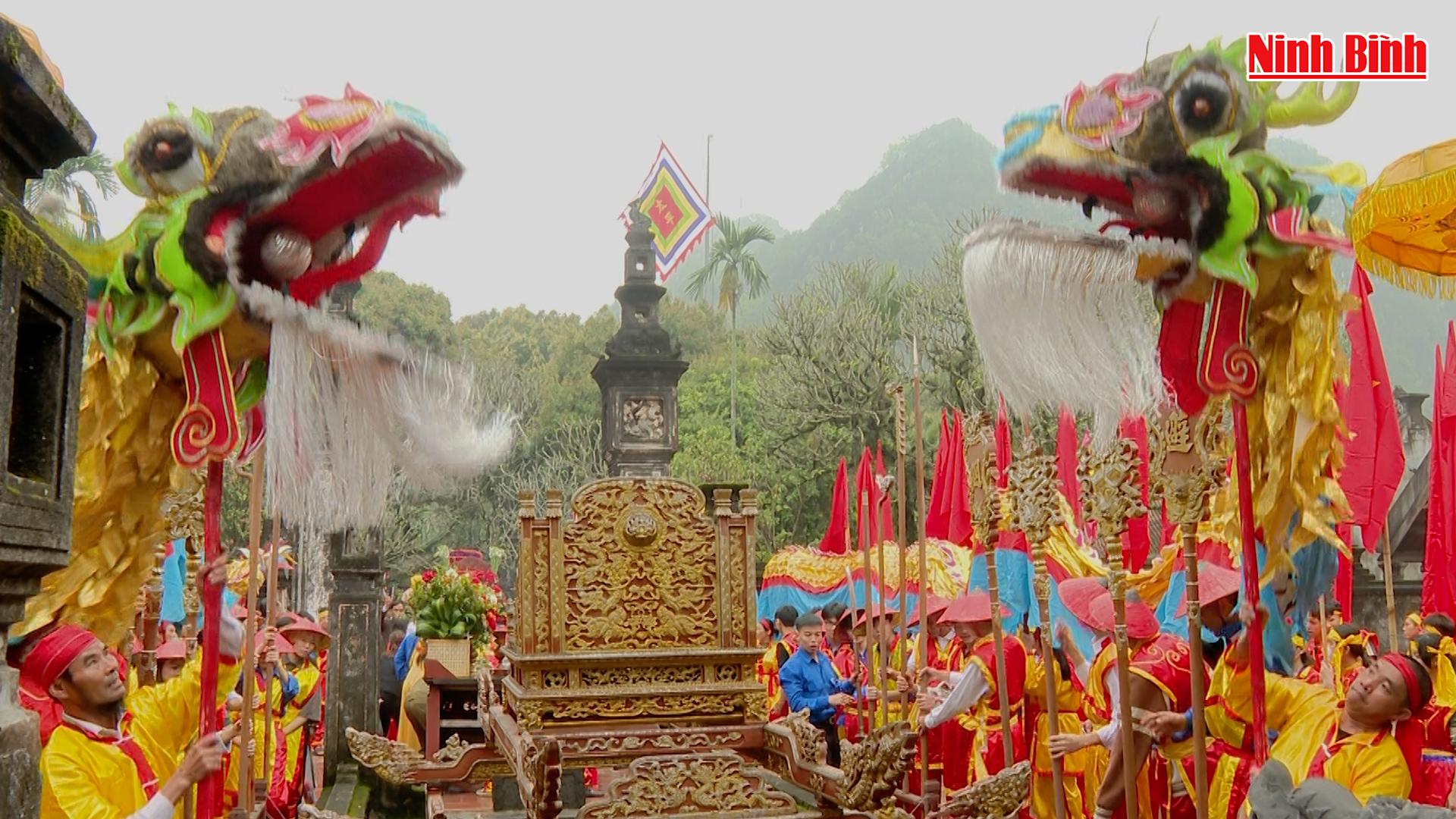 Lễ hội Hoa Lư: Nơi tôn vinh những sắc màu văn hóa