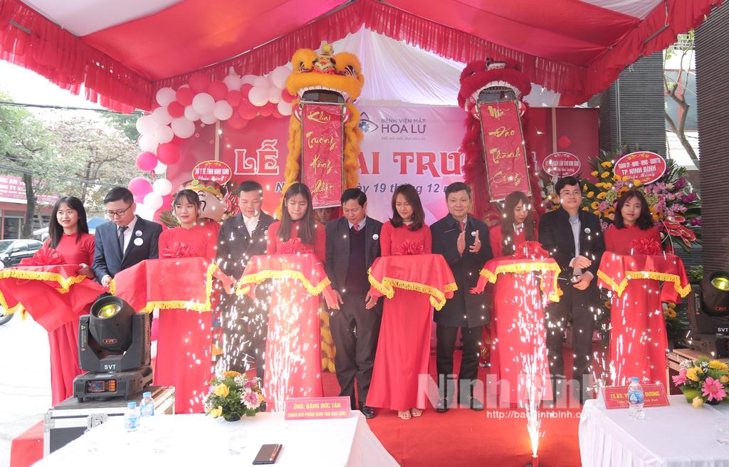 Khai trương Bệnh viện Mắt Hoa Lư