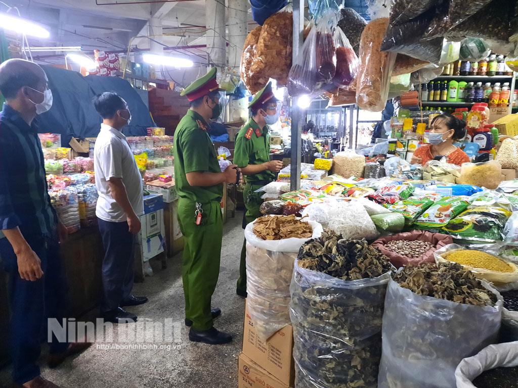 Toàn tỉnh đã xử phạt 1.586 trường hợp vi phạm quy định về phòng chống dịch COVID - 19