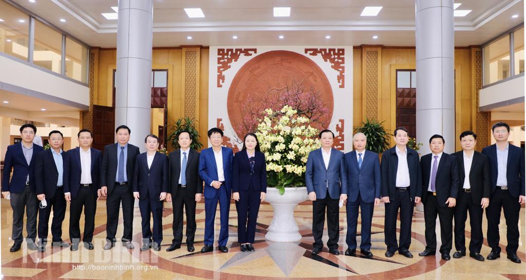 Đồng chí Bí thư Thành ủy Hà Nội Đinh Tiến Dũng thăm, chúc Tết tại Ninh Bình