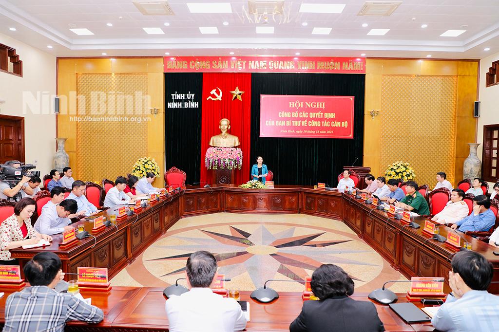 Thông báo nhanh kết quả Hội nghị Trung ương 6 và công bố các quyết định của Ban Bí thư về công tác cán bộ