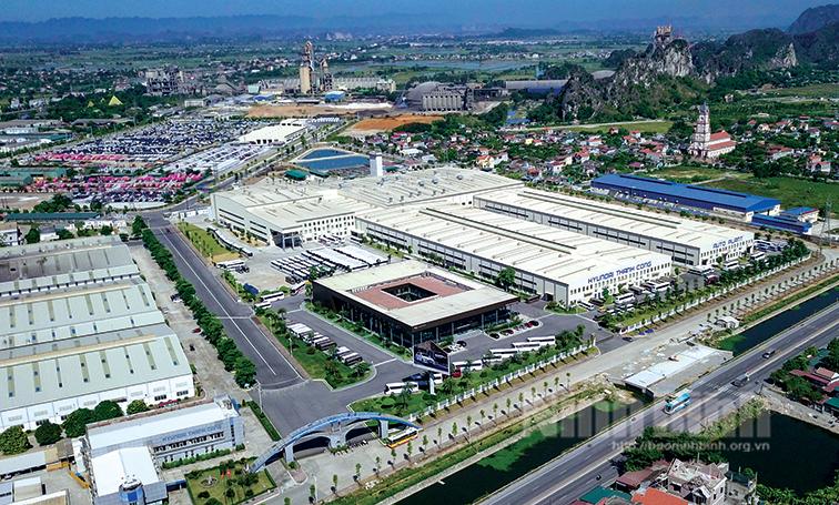 Hoàn thiện hạ tầng khu công nghiệp - tạo động lực thu hút đầu tư