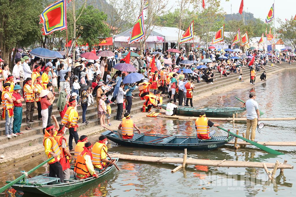 Lễ hội Hoa Lư: "Điểm hẹn" về nguồn