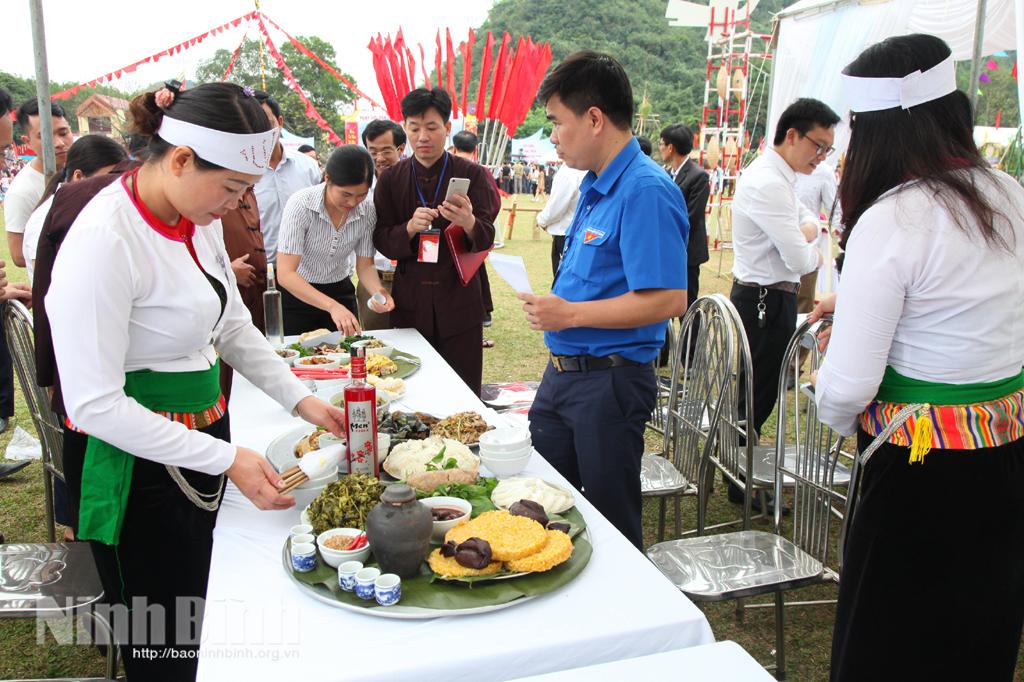 Độc đáo ẩm thực xứ Mường Quảng Lạc