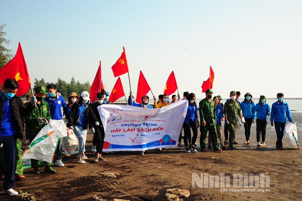 Vì màu xanh của biển