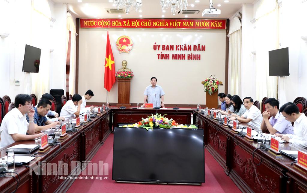 Hội nghị triển khai công tác tiêm vắc xin phòng COVID-19 trên địa bàn tỉnh