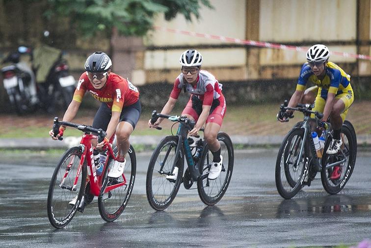 SEA Games 31: Xe đạp Việt Nam đoạt cú đúp HCV trong ngày thi đấu cuối cùng