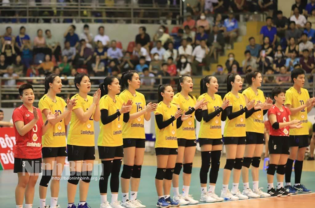 Giải bóng chuyền vô địch quốc gia Cúp Hóa chất Đức Giang 2023: nữ Ninh Bình LienVietPostBank giành điểm trước thành phố Hồ Chí Minh
