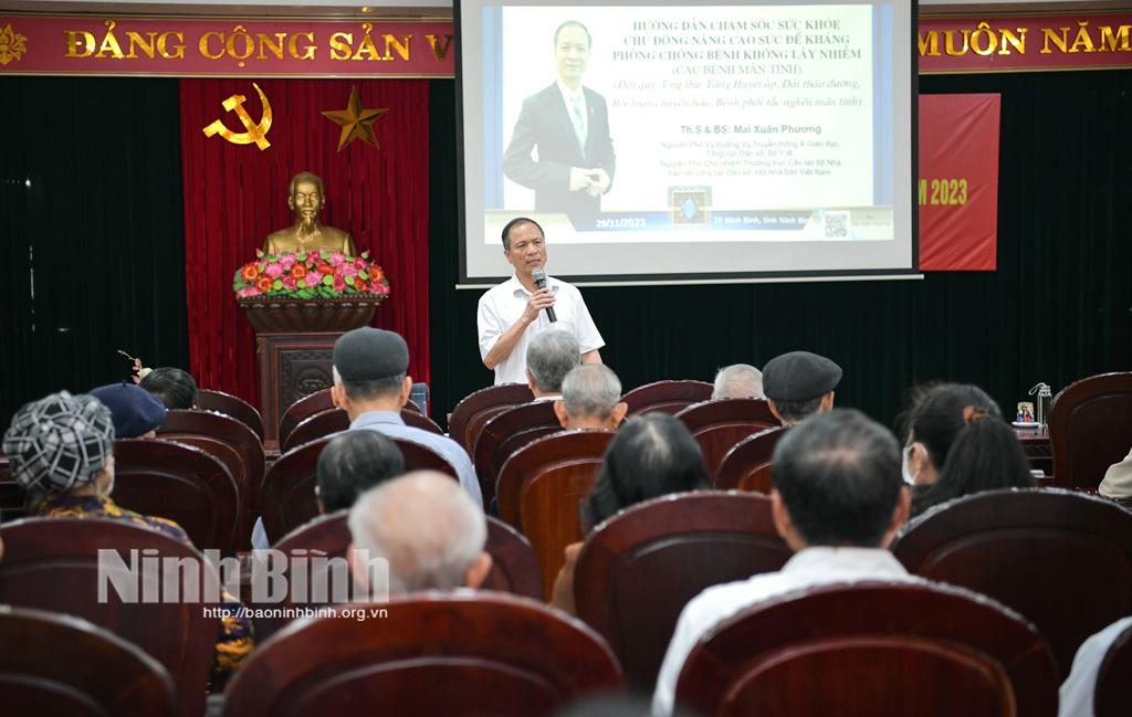 Truyền thông, giáo dục sức khỏe cho cán bộ năm 2023