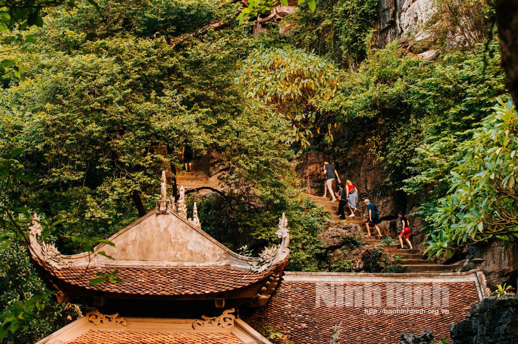 Bích Động- ngôi chùa cổ trầm mặc, yên bình