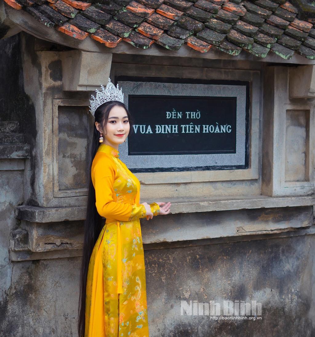 Tìm về nguồn cội